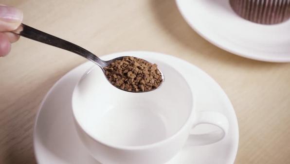 instant coffee manufacturers on market