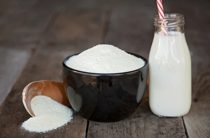 کاربرد شیر خشک رژیمی برای بزرگسالان